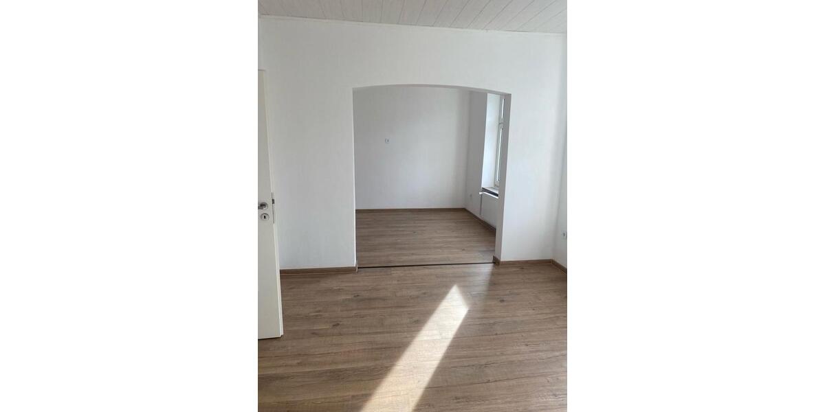 Etagenwohnung Lüdenscheid Staberg - 3 Zimmer, 76 m&sup2;, 650&euro; | Angebot:27602079
