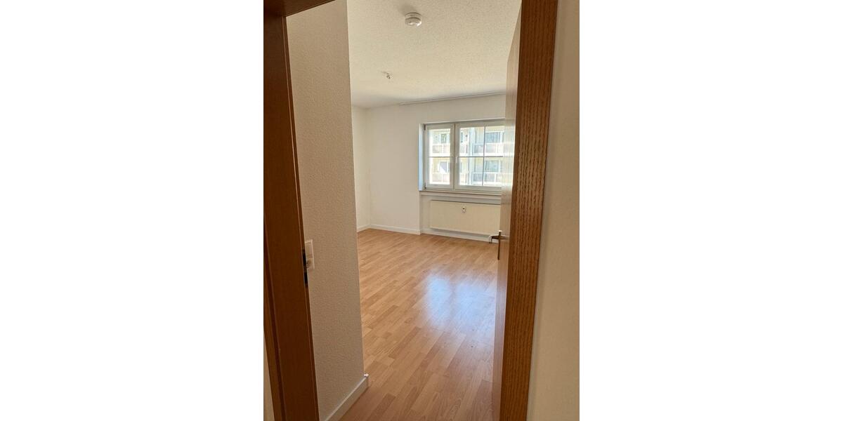 Etagenwohnung Lüdenscheid Staberg - 3 Zimmer, 75 m&sup2;, 600&euro; | Angebot:26289248