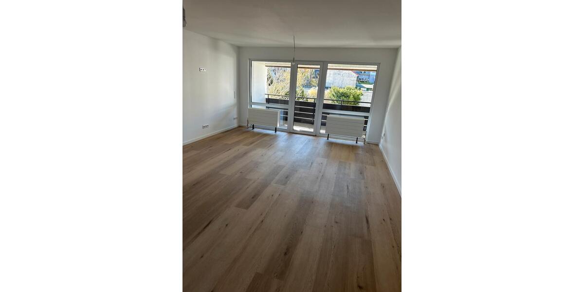 Dachgeschoßwohnung Lüdenscheid Othlinghausen - 3 Zimmer, 75 m&sup2;, 880&euro; | Angebot:26582026