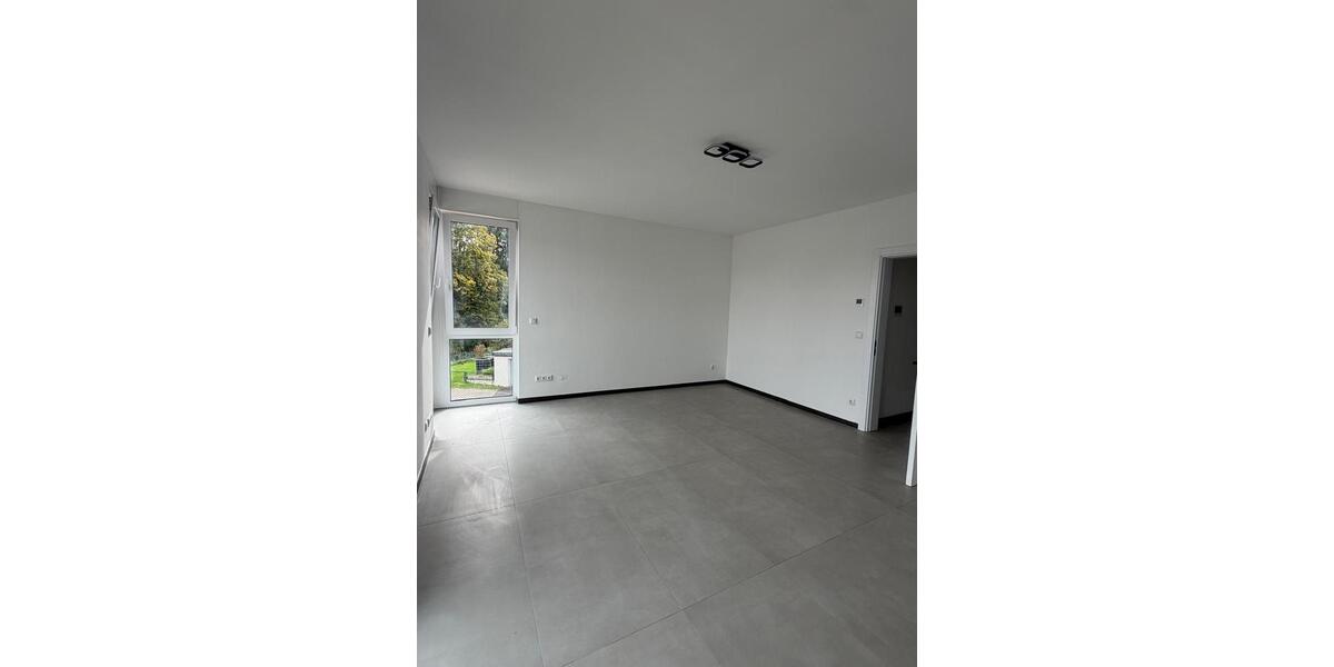 Doppelhaushälfte Gummersbach - 5 Zimmer, 133 m&sup2;, 1.800&euro; | Angebot:27615064