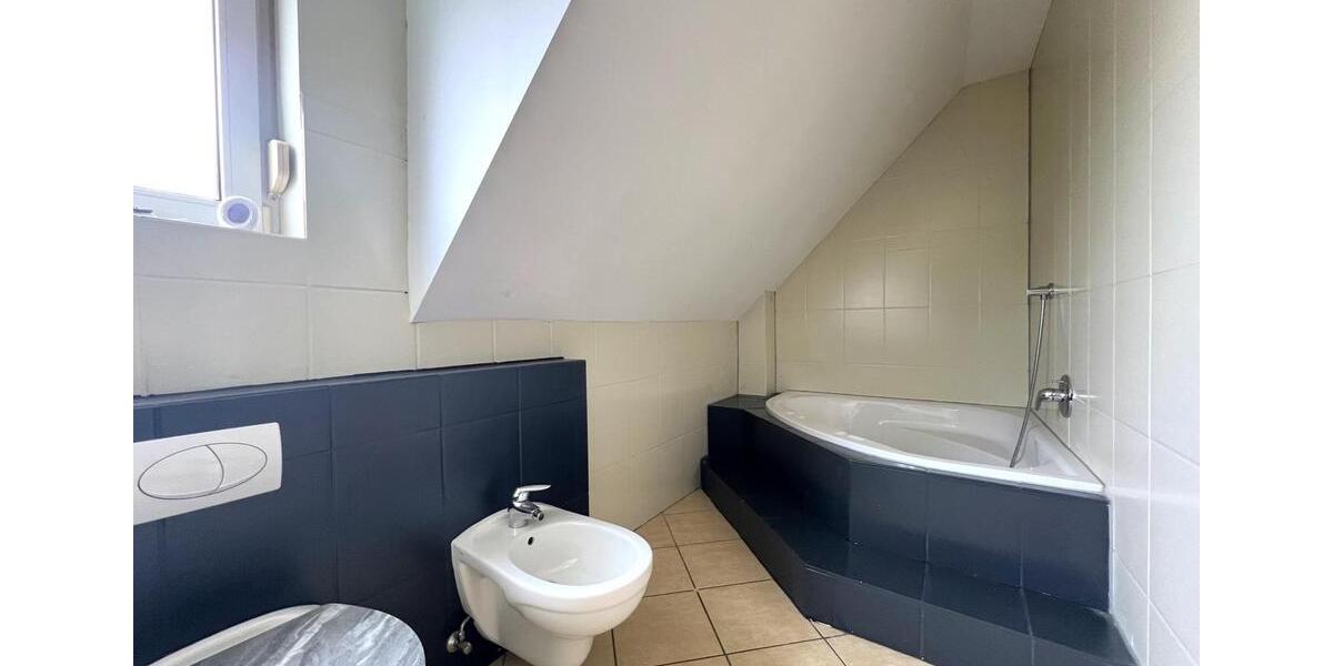 Einfamilienhaus Wipperfürth - 6 Zimmer, 188 m&sup2;, 330.000&euro; | Angebot:26124505