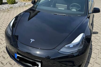Tesla Model 3 40.873 km 26.500 &euro; Lüdenscheid 58507