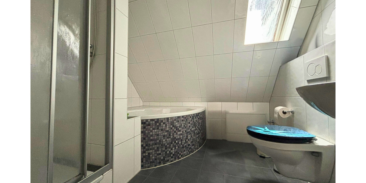 Mehrfamilienhaus, Wohnhaus Hemer Bredenbruch - 9 Zimmer, 166 m&sup2;, 229.000&euro; | Angebot:25998527