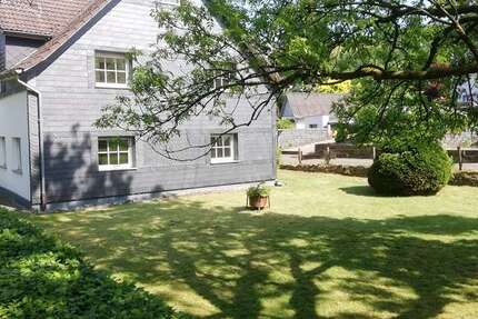 Haus Bergneustadt - 6 Zimmer, 170 m&sup2;, 350.000&euro; | Angebot:25137679