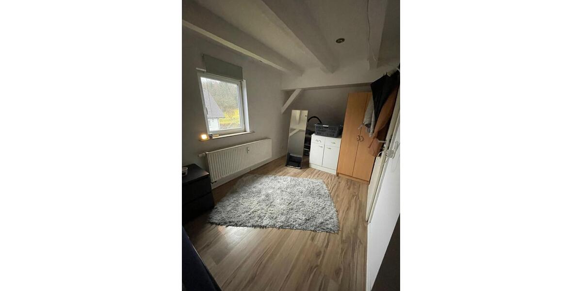 Dachgeschoßwohnung Gummersbach - 2 Zimmer, 50 m&sup2;, 620&euro; | Angebot:25641575