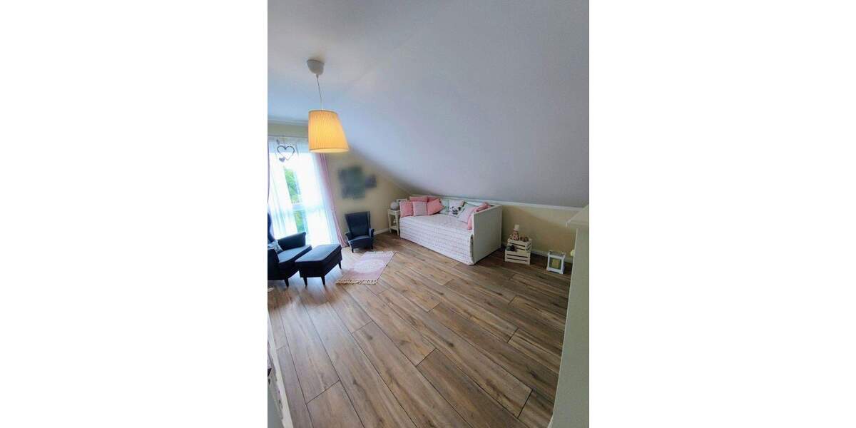 Einfamilienhaus Ennepetal Altenvoerde - 7 Zimmer, 208 m&sup2;, 749.000&euro; | Angebot:25948110