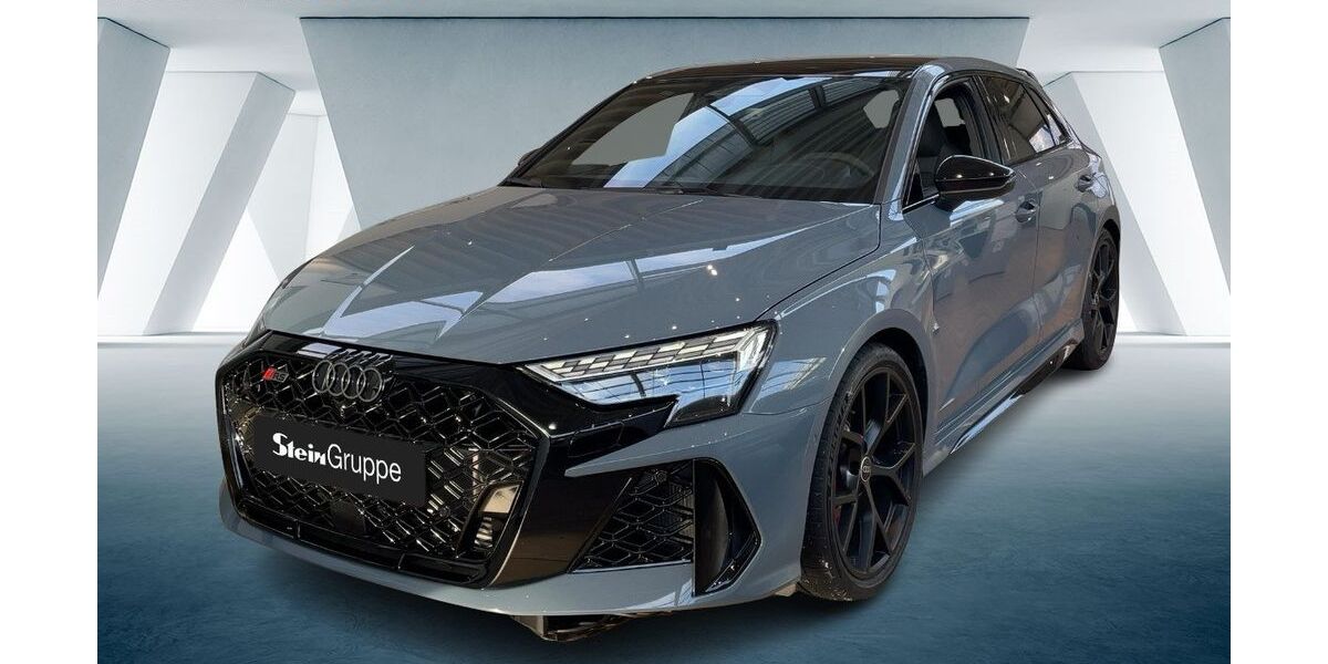 Audi RS3 2.000 km 72.900 &euro; Gummersbach 51645
