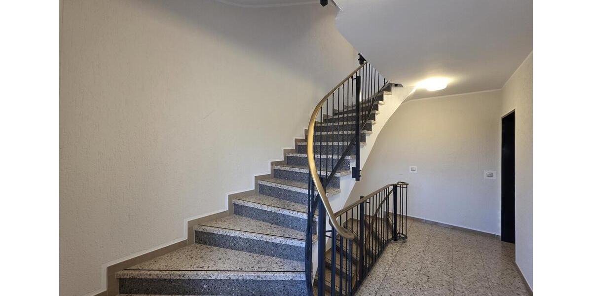 Dachgeschoßwohnung Lüdenscheid Staberg - 2 Zimmer, 58 m&sup2;, 425&euro; | Angebot:26622632