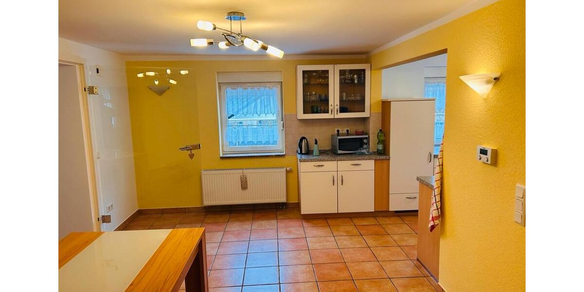 Erdgeschoßwohnung Gummersbach Berstig Süd - 3 Zimmer, 110 m&sup2;, 1.100&euro; | Angebot:25650048