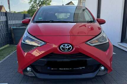 Toyota Aygo 31.000 km 10.600 &euro; Wipperfürth, Hansestadt 51688