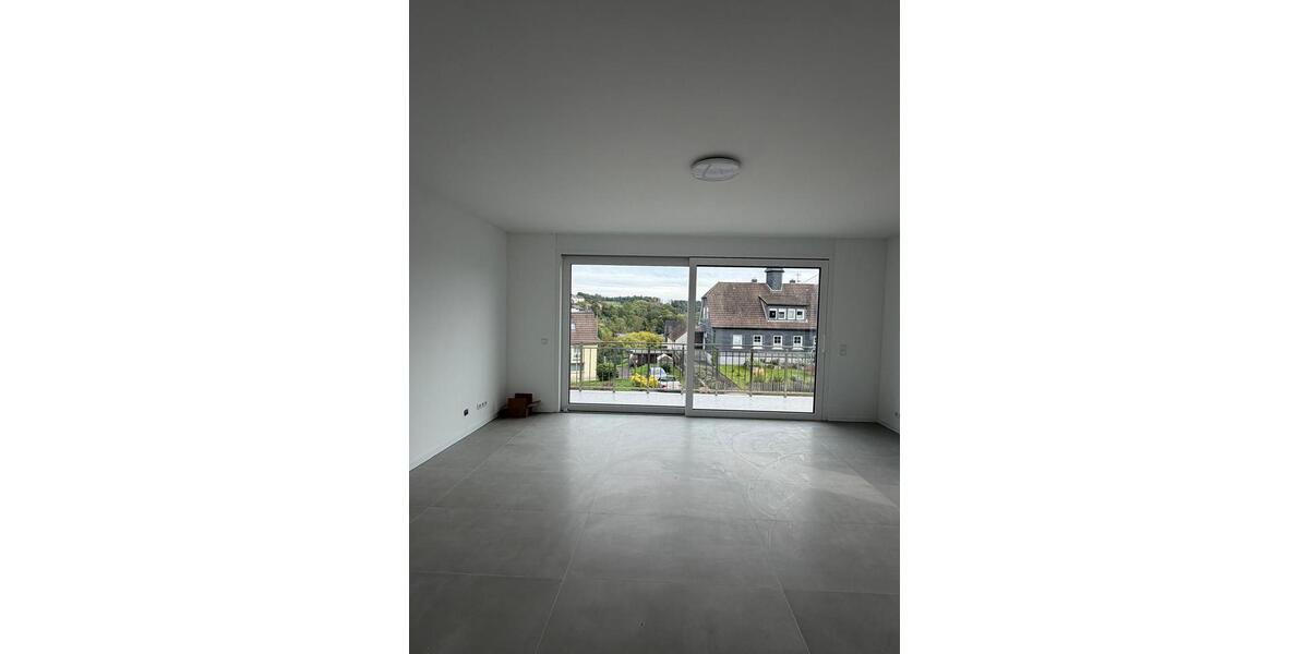 Doppelhaushälfte Gummersbach - 5 Zimmer, 133 m&sup2;, 1.800&euro; | Angebot:27615064