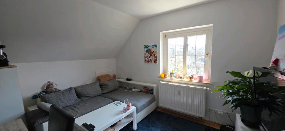 Dachgeschoßwohnung Lüdenscheid Othlinghausen - 2.5 Zimmer, 49 m&sup2;, 350&euro; | Angebot:25867891