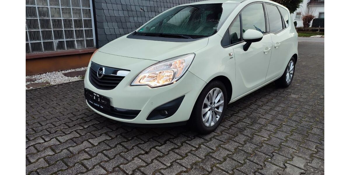 Opel Meriva 144.000 km 5.950 &euro; Meinerzhagen 58540