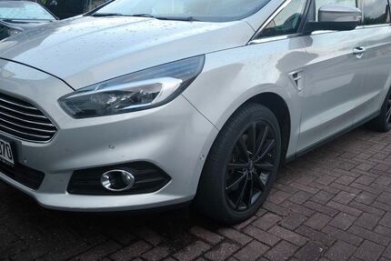 Ford S-Max 353.000 km 7.300 &euro; Halver 58553
