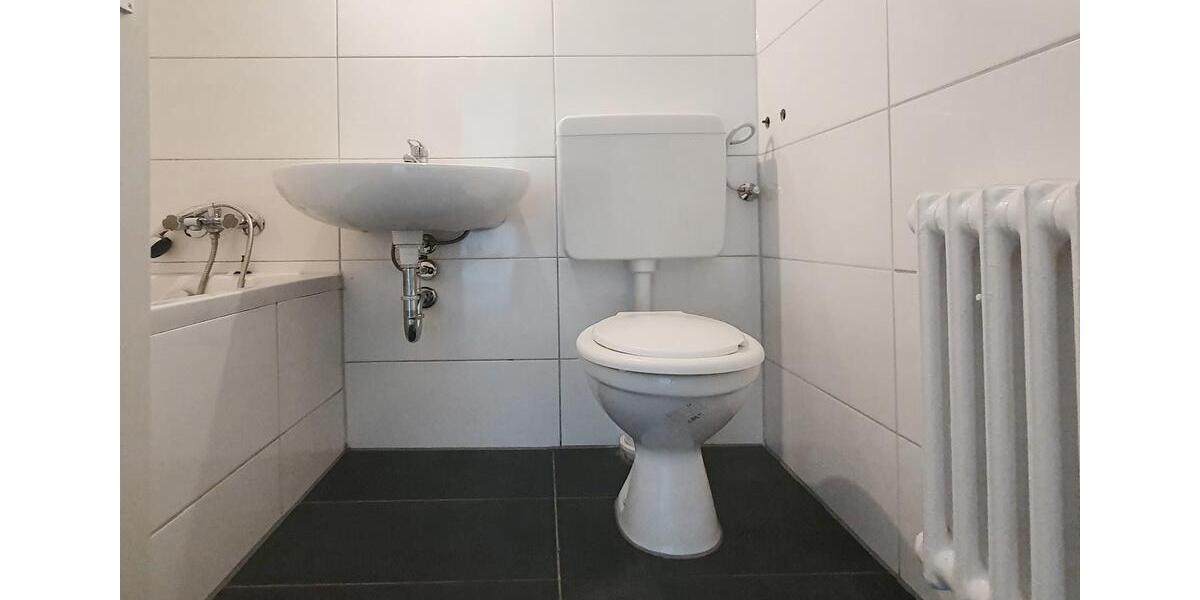 Etagenwohnung Werdohl - 3 Zimmer, 71 m&sup2;, 355&euro; | Angebot:25999747