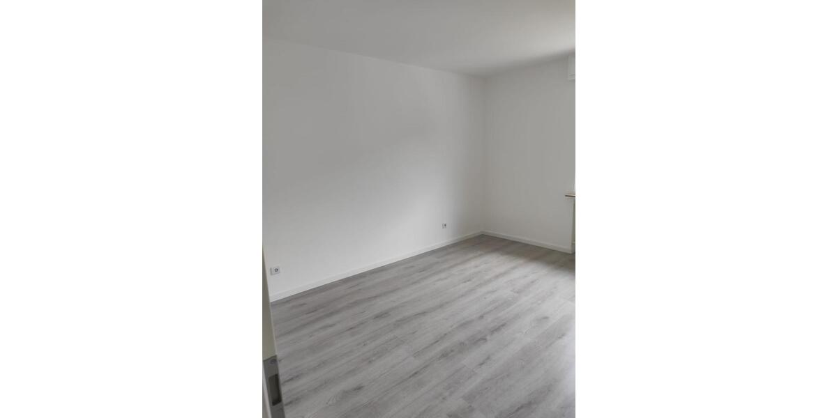 Etagenwohnung Plettenberg - 4 Zimmer, 90 m&sup2;, 620&euro; | Angebot:24796038