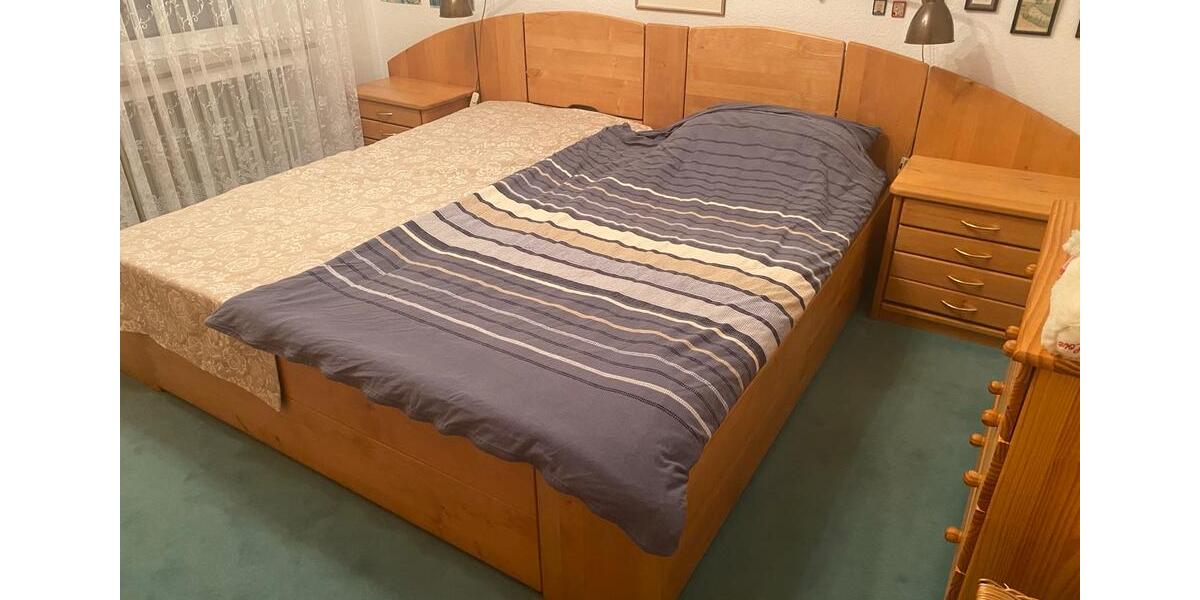 Etagenwohnung Gummersbach Hepel - 3 Zimmer, 140 m&sup2;, 1.180&euro; | Angebot:25719971