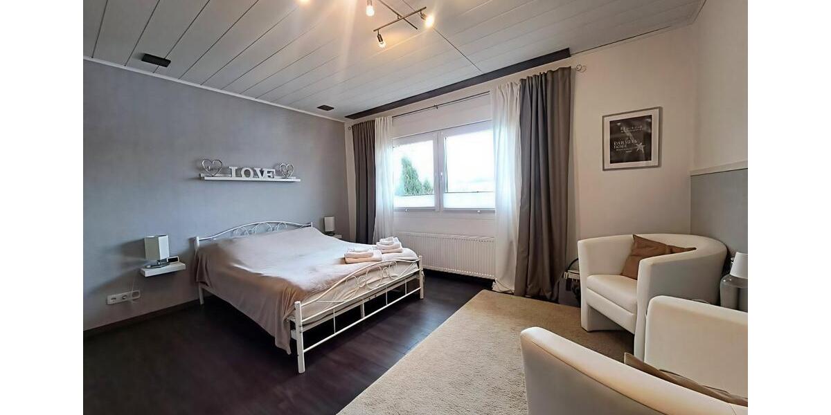 Einfamilienhaus Gummersbach Hepel - 8 Zimmer, 209 m&sup2;, 440.000&euro; | Angebot:25813938