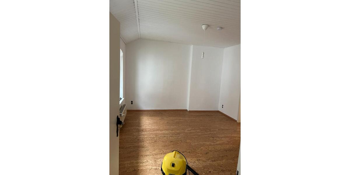 Etagenwohnung Radevormwald - 3 Zimmer, 80 m&sup2;, 600&euro; | Angebot:24766591