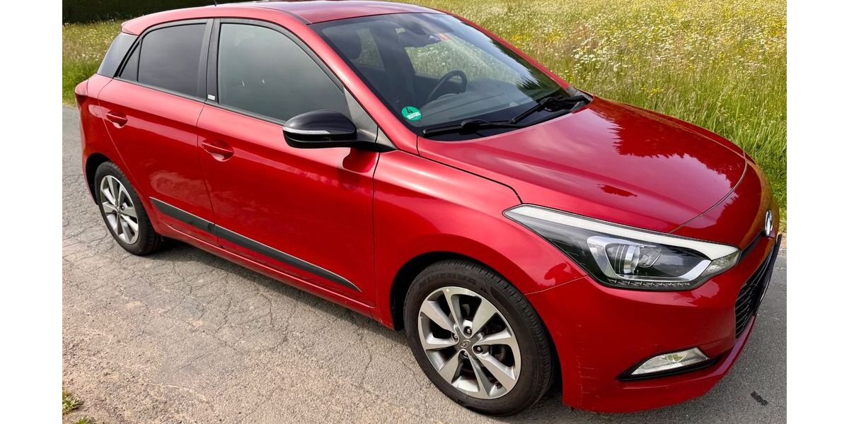 Hyundai i20 164.000 km 6.450 &euro; Breckerfeld 58339