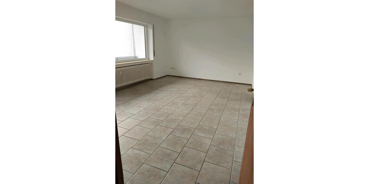 Etagenwohnung Lüdenscheid Brügge - 4 Zimmer, 90 m&sup2;, 580&euro; | Angebot:26416847
