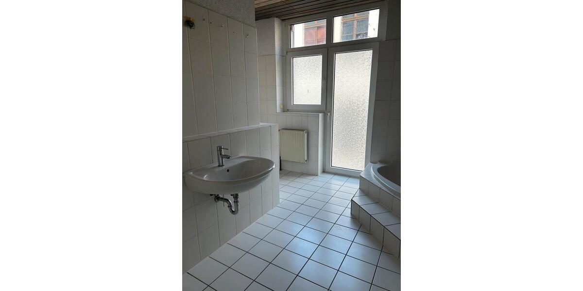 Etagenwohnung Iserlohn - 3.5 Zimmer, 93 m&sup2;, 725&euro; | Angebot:26003000