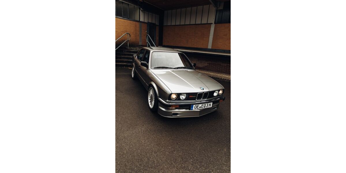 BMW 320 176.000 km 21.000 &euro; Attendorn 57439