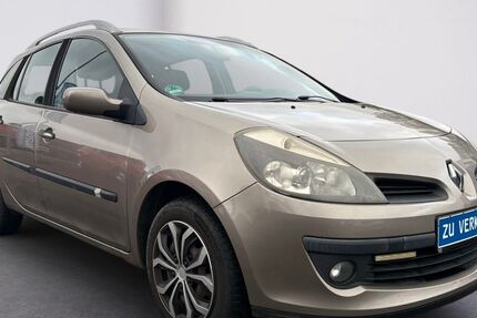 Renault Clio 157.000 km 2.750 &euro; Olpe 57462