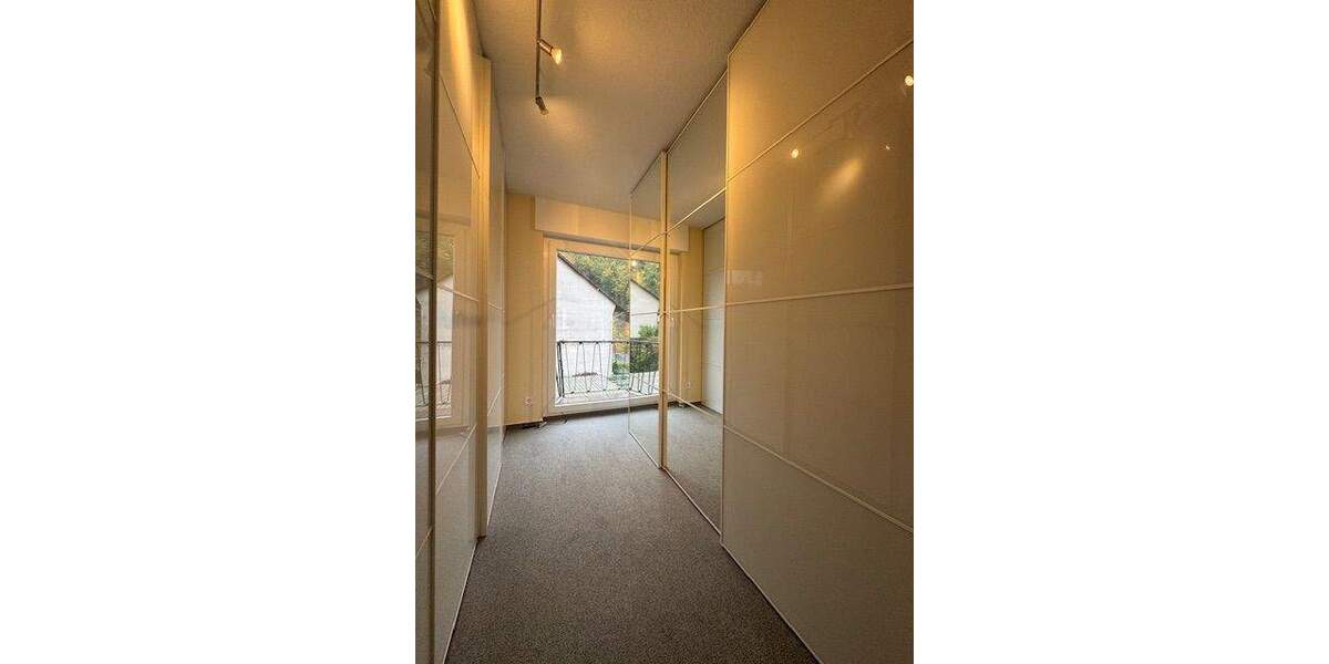 Einfamilienhaus Altena - 8 Zimmer, 170 m&sup2;, 299.900&euro; | Angebot:25685546