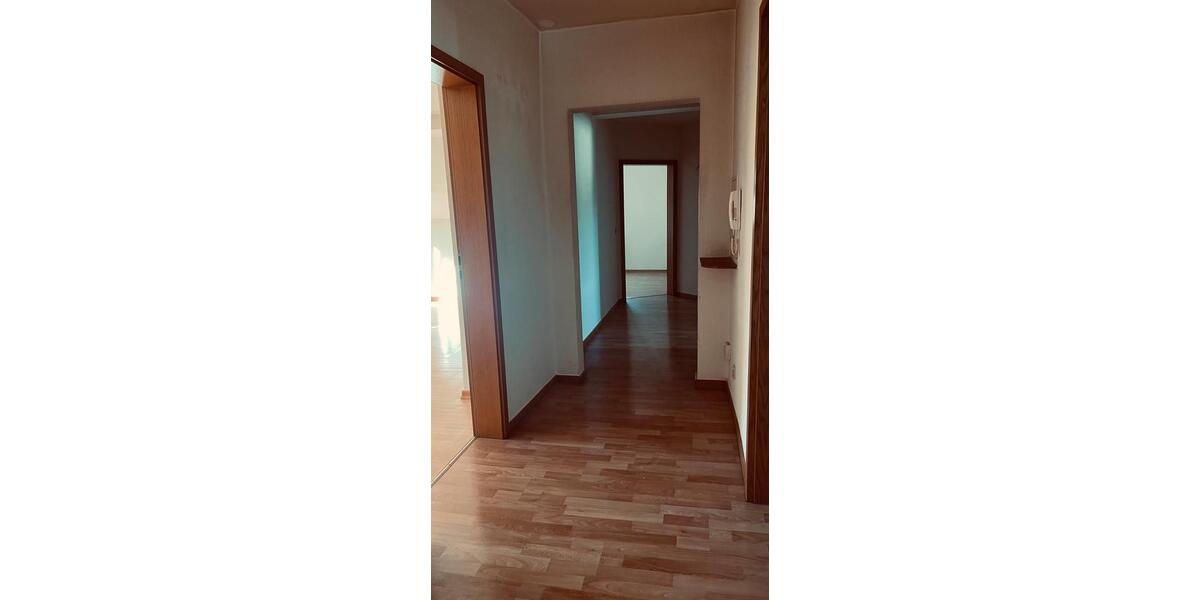 Dachgeschoßwohnung Finnentrop - 1 Zimmer, 80 m&sup2;, 650&euro; | Angebot:26380606