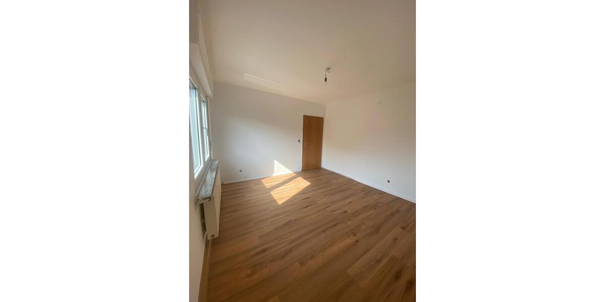 Erdgeschoßwohnung Werdohl - 2 Zimmer, 56 m&sup2;, 450&euro; | Angebot:26632428