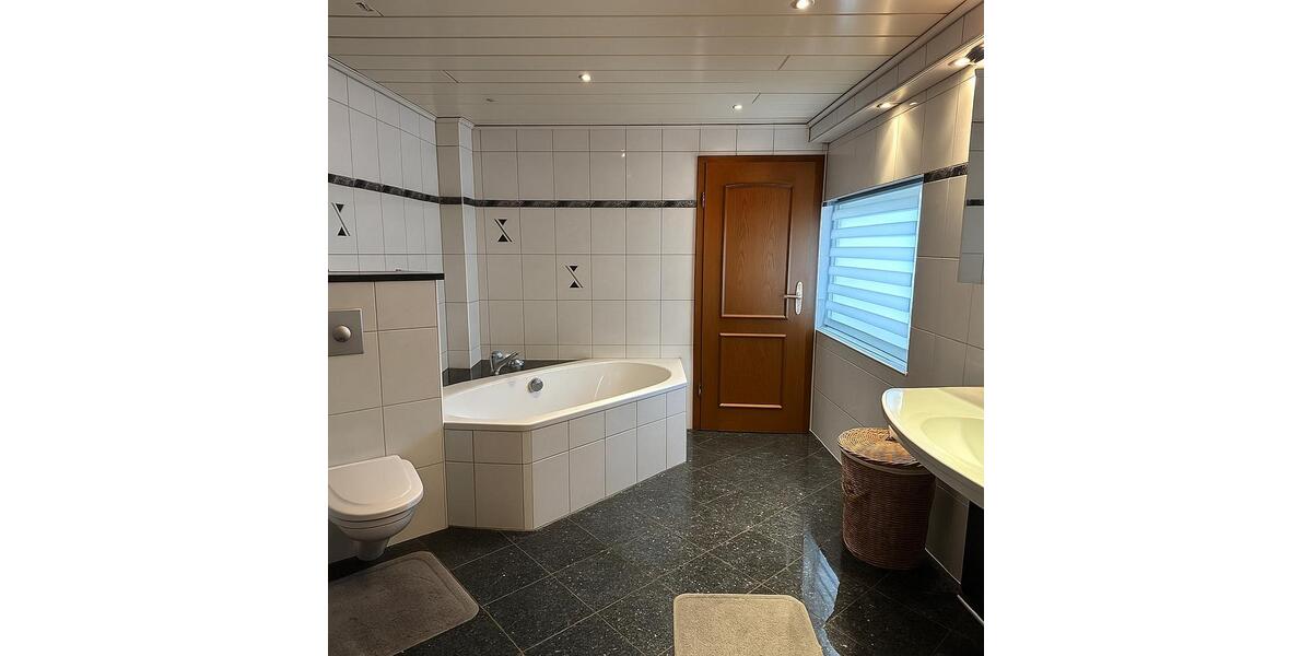 Einfamilienhaus Menden (Sauerland) Berkenhofskamp - 6 Zimmer, 190 m&sup2;, 360.000&euro; | Angebot:26457961