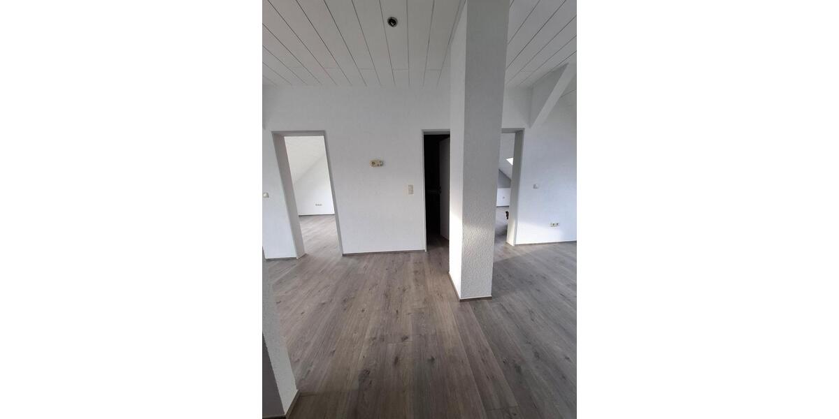 Dachgeschoßwohnung Hagen Dahl - 2.5 Zimmer, 69 m&sup2;, 520&euro; | Angebot:25538422