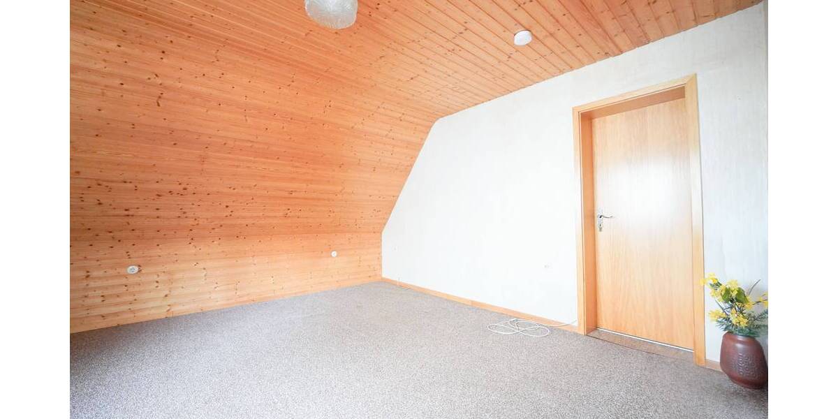 Mehrfamilienhaus, Wohnhaus Kierspe Kierspe Dorf - 7 Zimmer, 153 m&sup2;, 320.000&euro; | Angebot:25688494