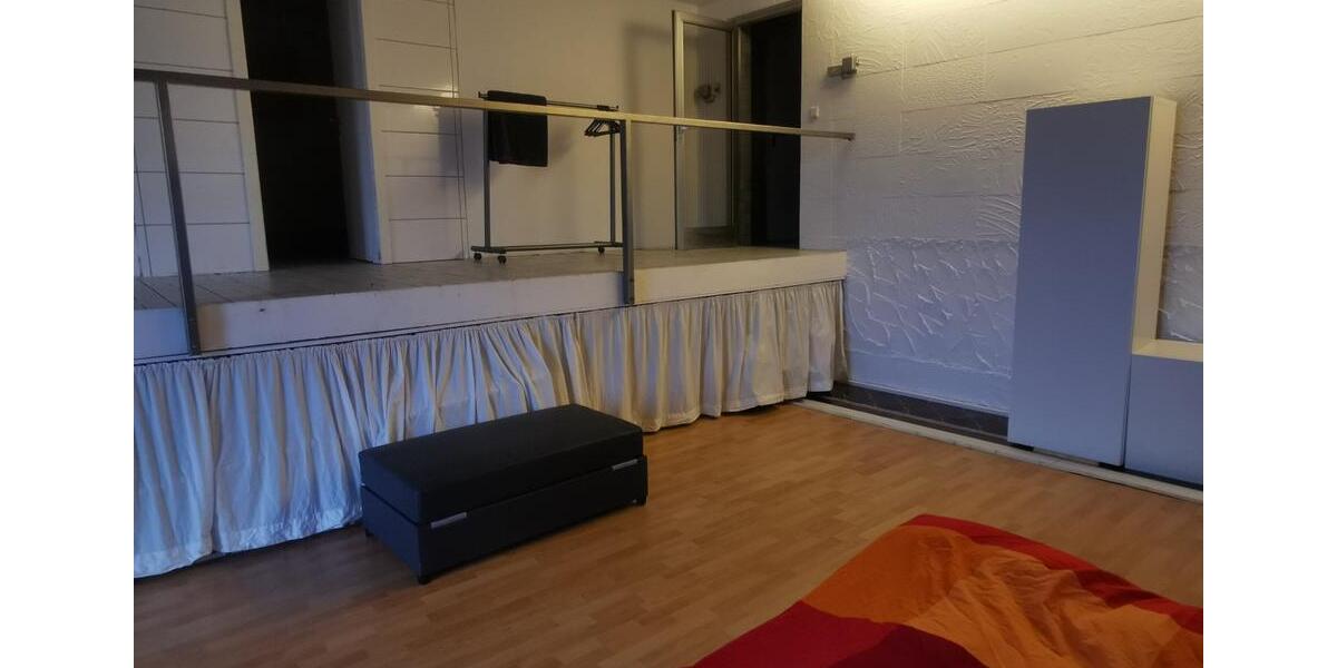 Loft - Studio - Atelier Altena - 2 Zimmer, 151 m&sup2;, 670&euro; | Angebot:25105157