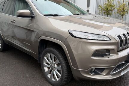 Jeep Cherokee 167.180 km 15.490 &euro; Iserlohn 58636