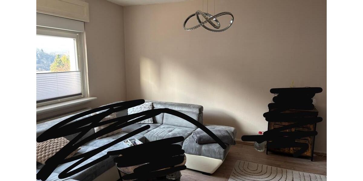 Etagenwohnung Finnentrop - 5 Zimmer, 104 m&sup2;, 600&euro; | Angebot:26001877