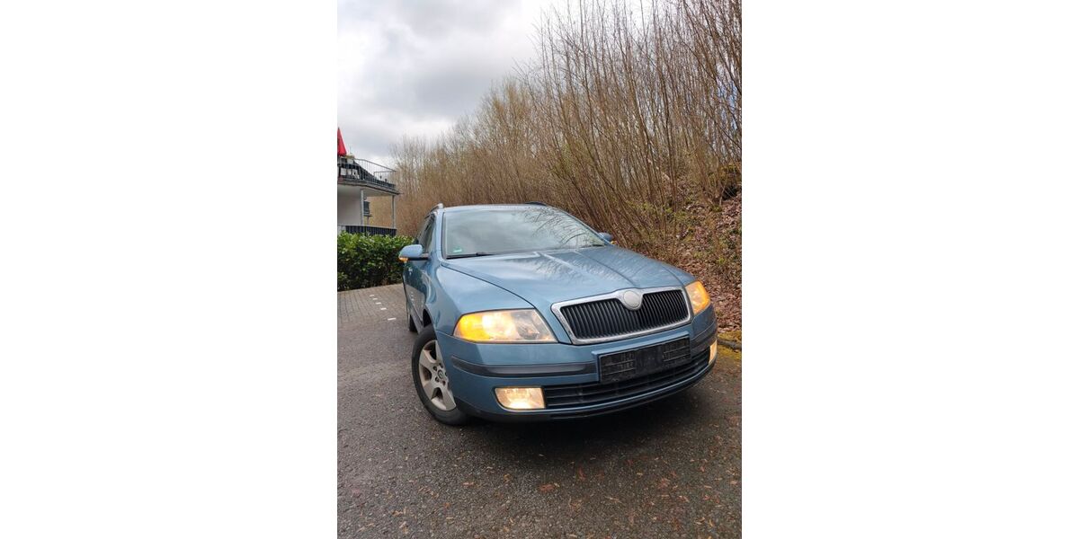Skoda Octavia 263.000 km 2.199 &euro; Reichshof 51580