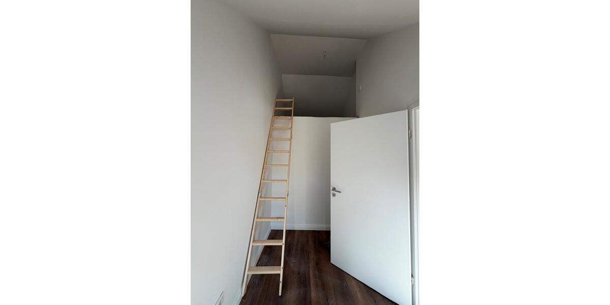 Etagenwohnung Engelskirchen - 4 Zimmer, 60 m&sup2;, 850&euro; | Angebot:25312308