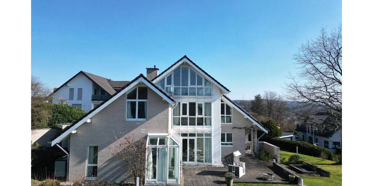 Einfamilienhaus Reichshof Eckenhagen - 1 Zimmer, 379 m&sup2;, 869.000&euro; | Angebot:25982988