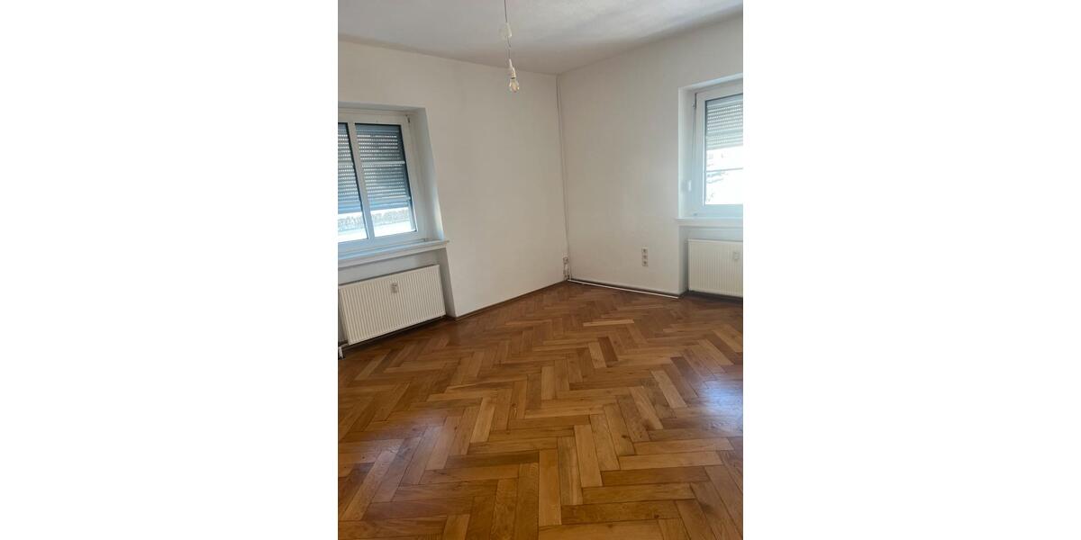 Erdgeschoßwohnung Meinerzhagen - 3 Zimmer, 70 m&sup2;, 830&euro; | Angebot:26131933