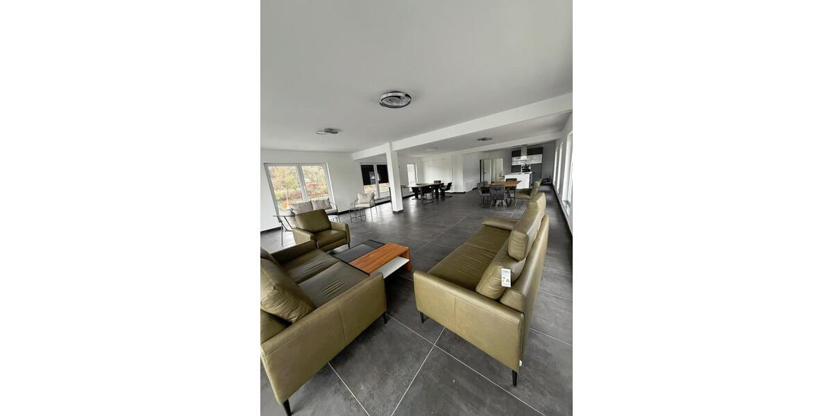 Einfamilienhaus Gummersbach Berstig Süd - 2 Zimmer, 200 m&sup2;, 1.800&euro; | Angebot:25646834