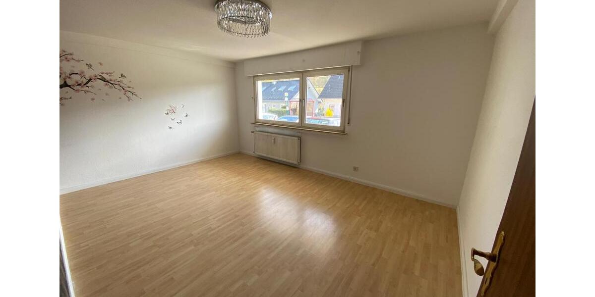 Erdgeschoßwohnung Gummersbach Hepel - 3 Zimmer, 79 m&sup2;, 1.080&euro; | Angebot:25949037