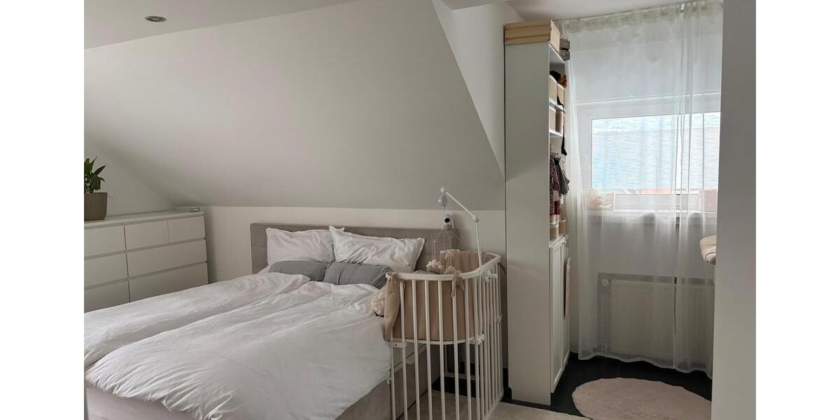 Dachgeschoßwohnung Hagen Hagen-Nord - 3 Zimmer, 100 m&sup2;, 990&euro; | Angebot:25935465