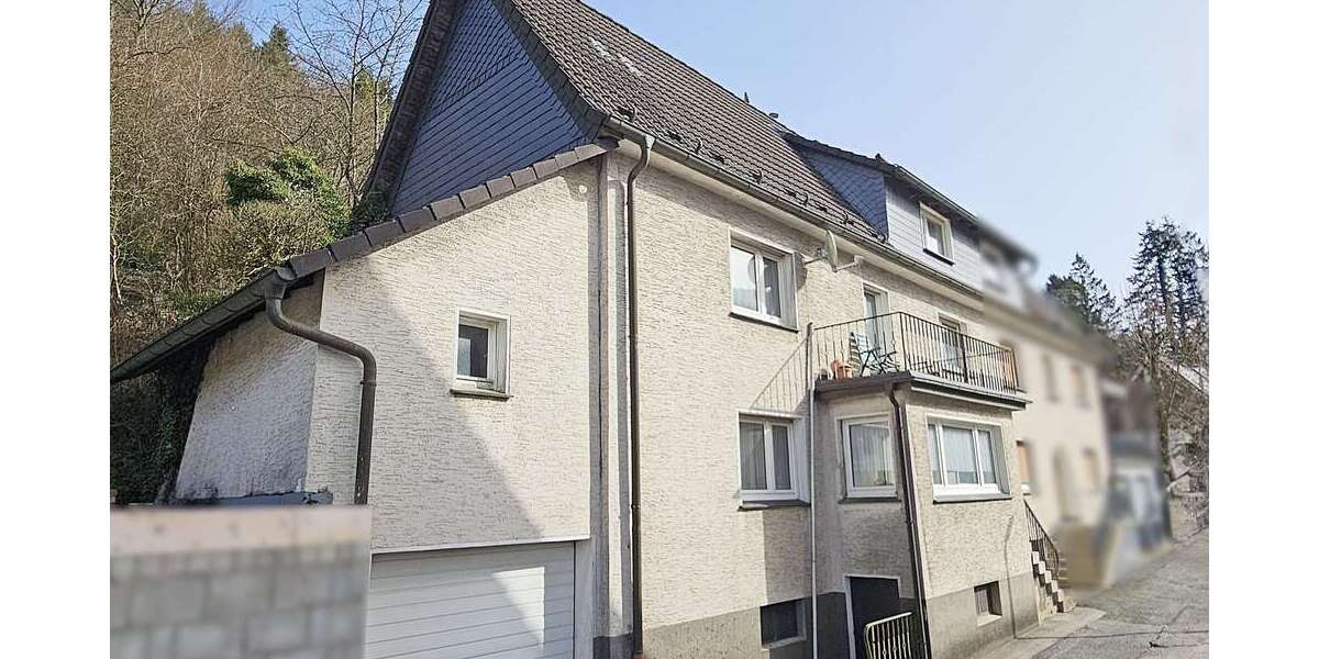 Einfamilienhaus Sundern (Sauerland) - 7 Zimmer, 150 m&sup2;, 82.000&euro; | Angebot:25569491