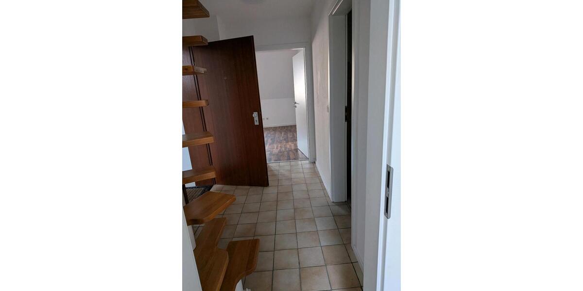 Dachgeschoßwohnung Hagen Hagen-Mitte - 2 Zimmer, 63 m&sup2;, 475&euro; | Angebot:26420318