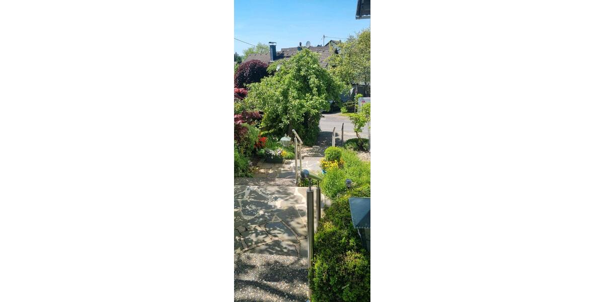 Etagenwohnung Gummersbach Berstig Süd - 1 Zimmer, 160 m&sup2;, 600&euro; | Angebot:26688504