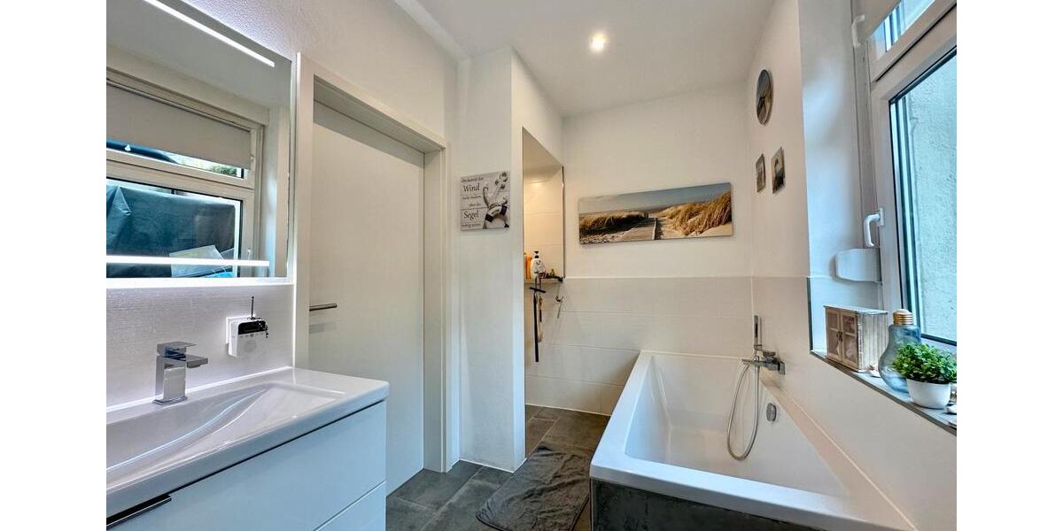 Doppelhaushälfte Altena - 10 Zimmer, 150 m&sup2;, 249.000&euro; | Angebot:26224593