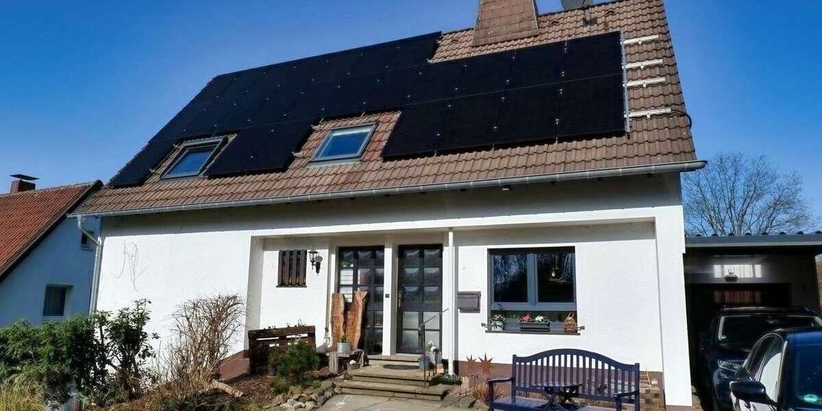 Einfamilienhaus Lüdenscheid - 9 Zimmer, 222 m&sup2;, 525.000&euro; | Angebot:25483540