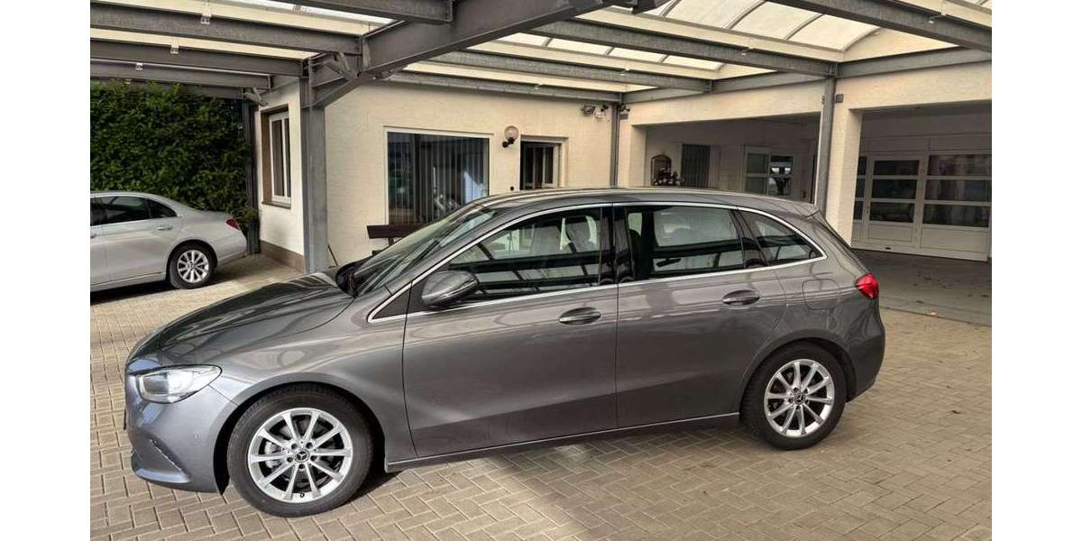 Mercedes-Benz B 180 53.000 km 21.500 &euro; Marienheide 51709